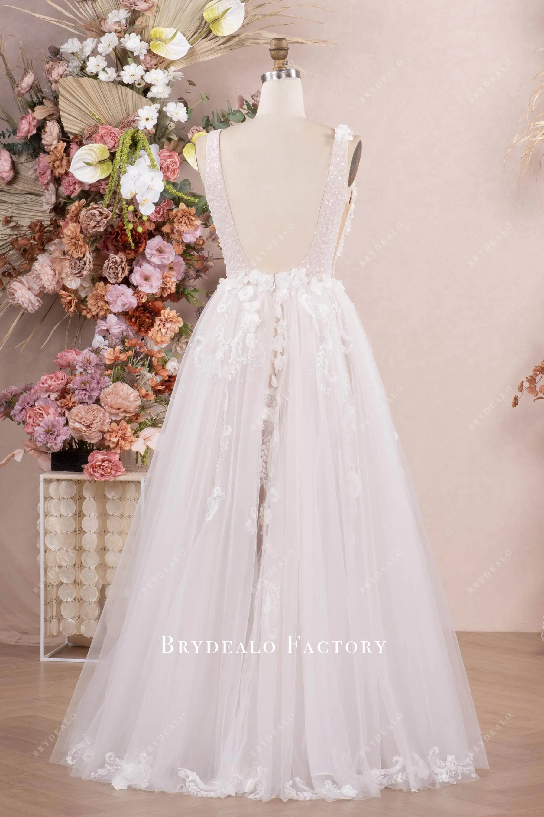 3D Flower Pearl Lace A-line Floor Length Wedding Dress