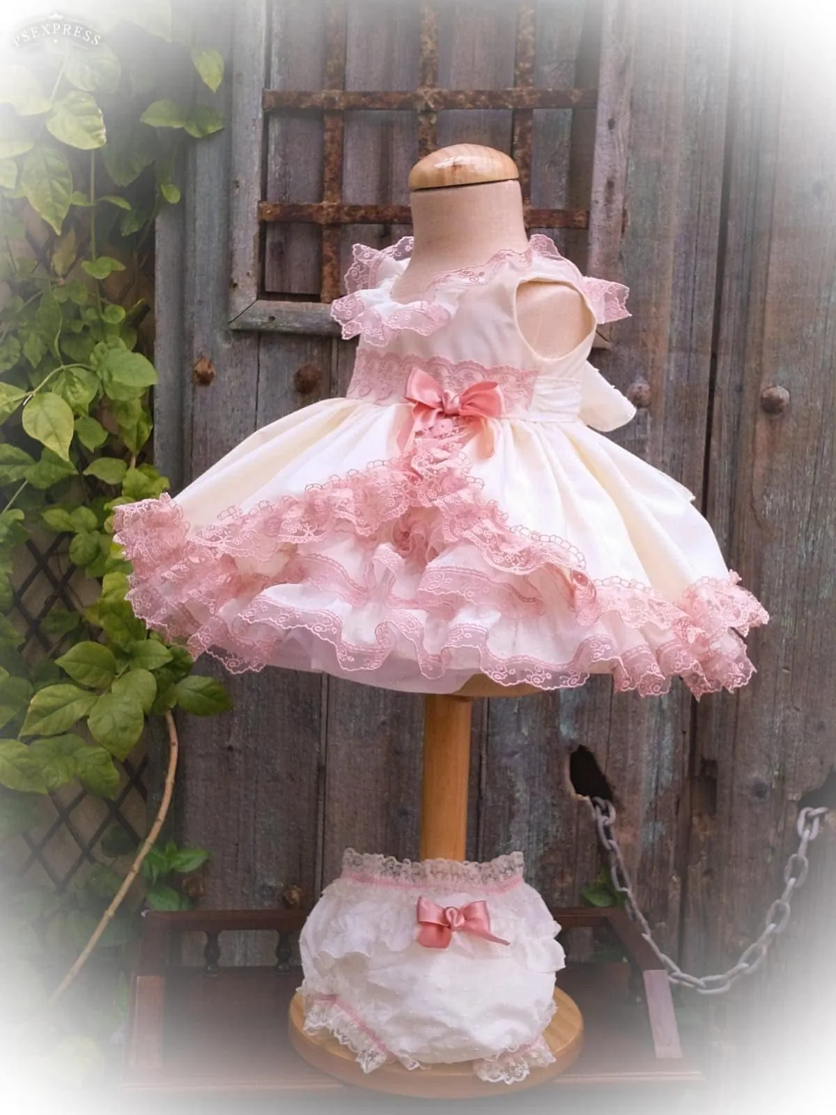 Exclusive Tiana Baby Dress & Knickers Age 6m IN-STOCK