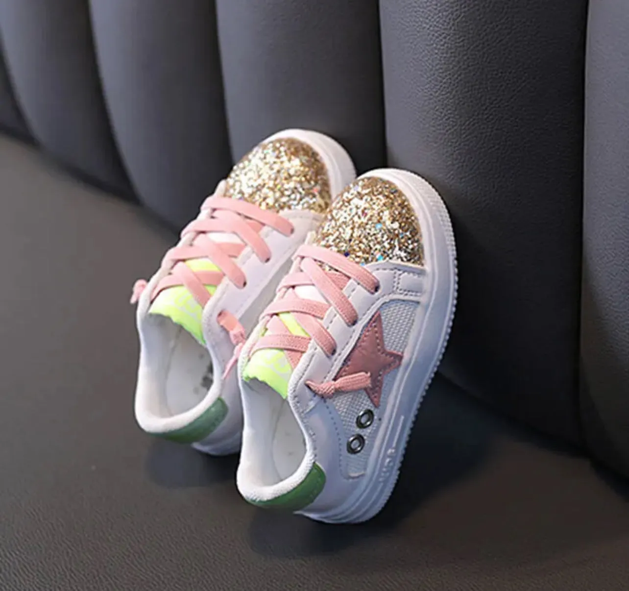 Star Kid Sequined Lace Up Kid Sneakers