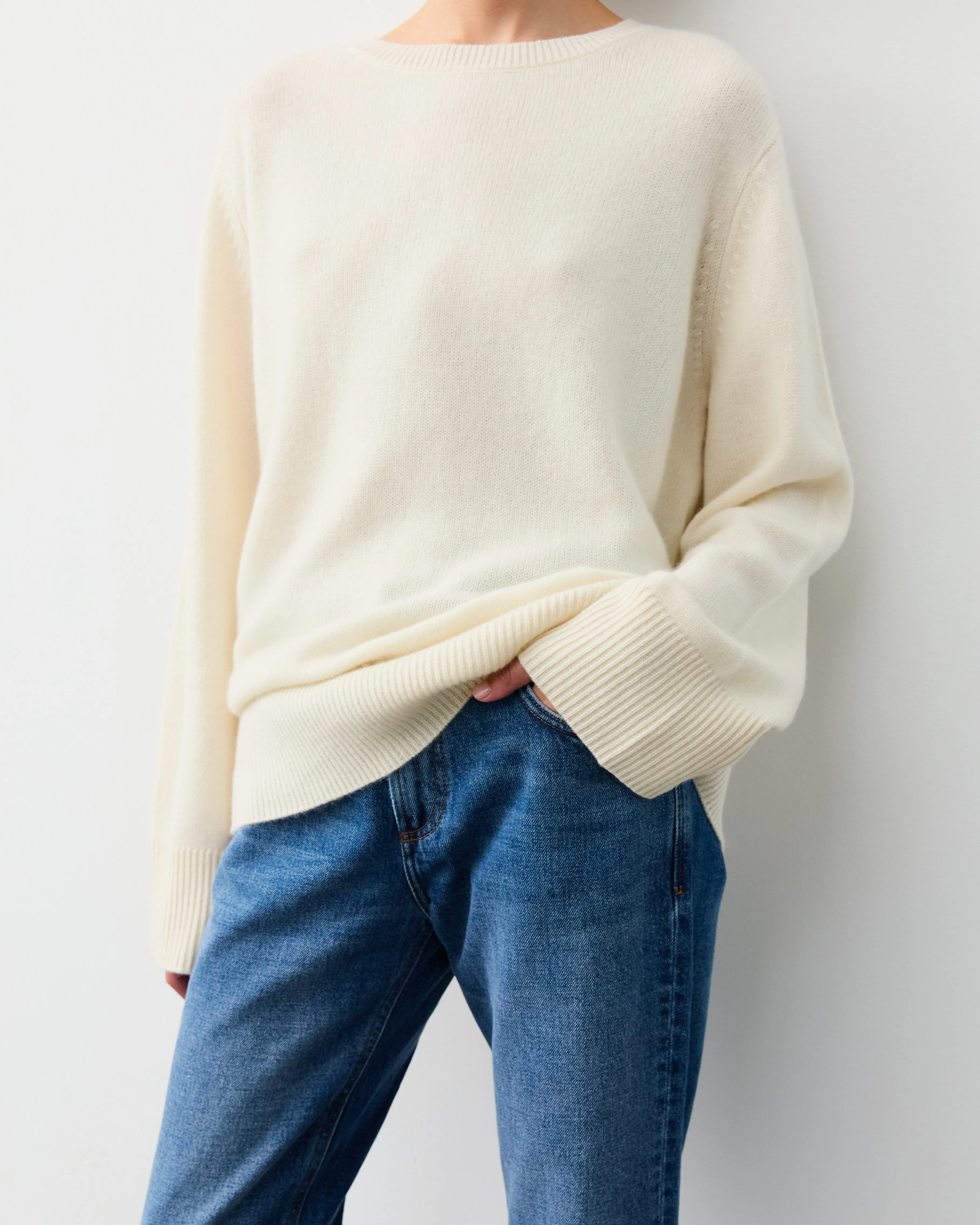 THE NEW CREW SWEATER - ECO WHITE