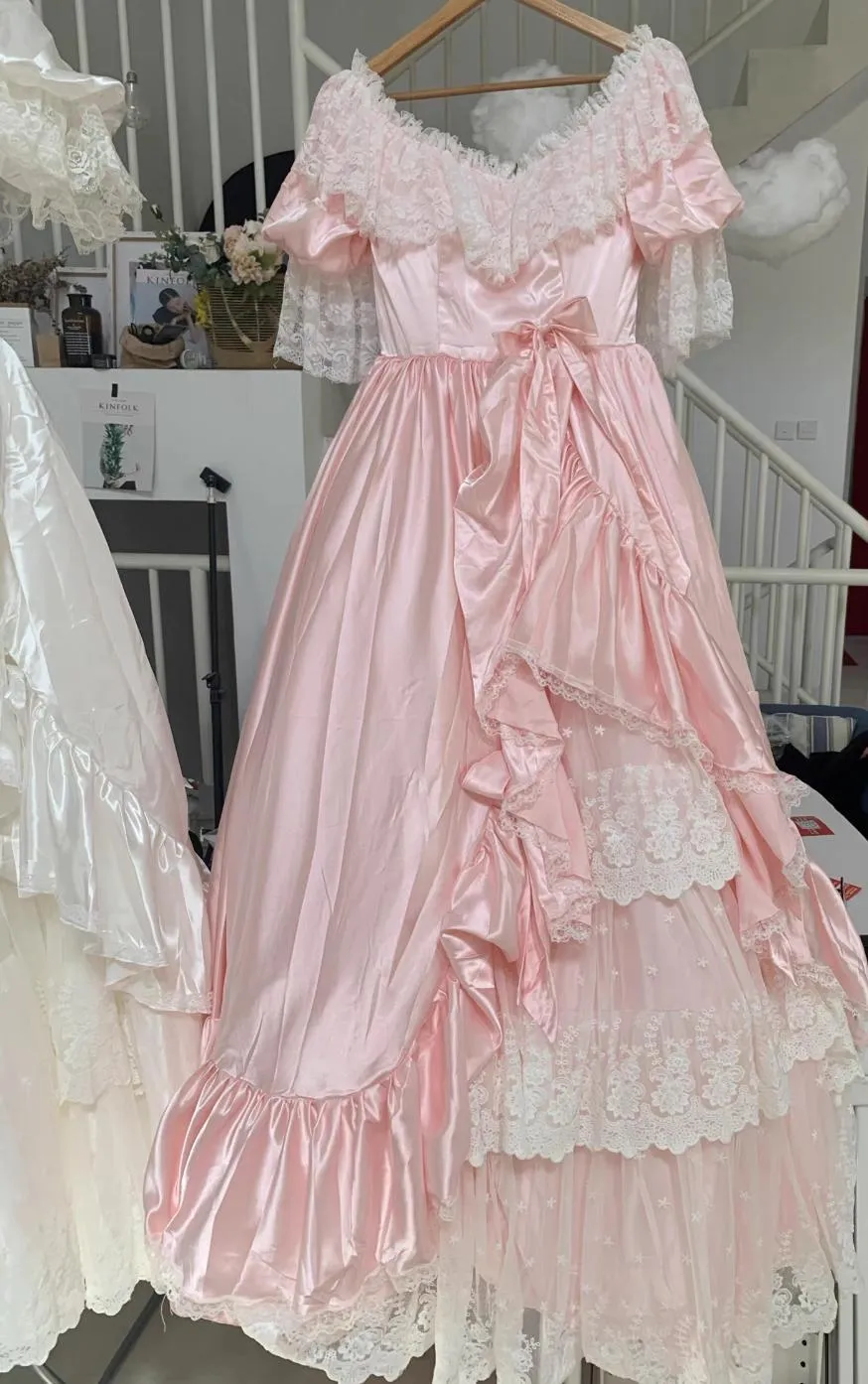 Victorian Style Multi-Layer Prom Dress Wedding Gown