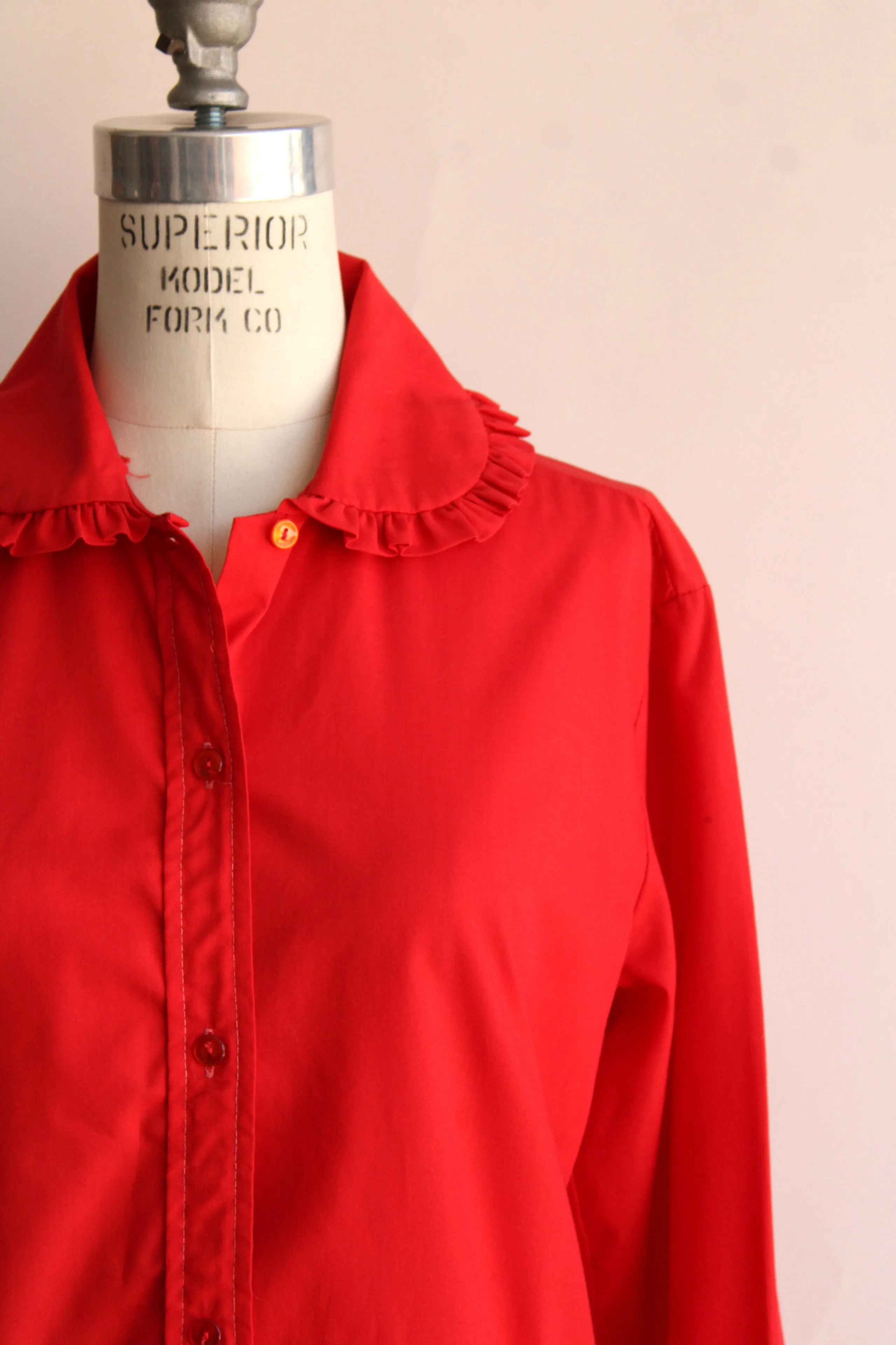 Vintage 1970s Lady Marlboro Red Button Up Shirt with Ruffled Collar