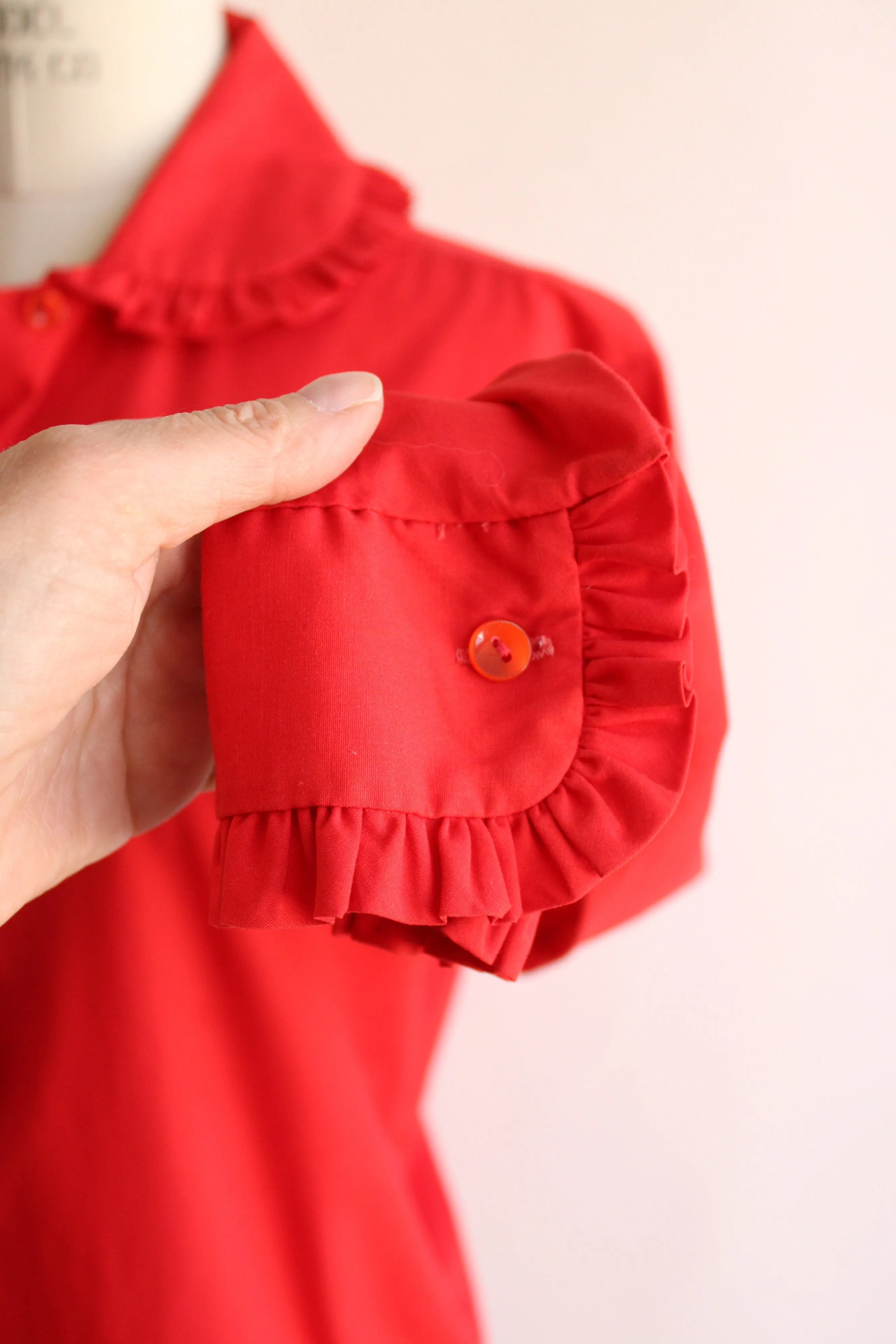 Vintage 1970s Lady Marlboro Red Button Up Shirt with Ruffled Collar