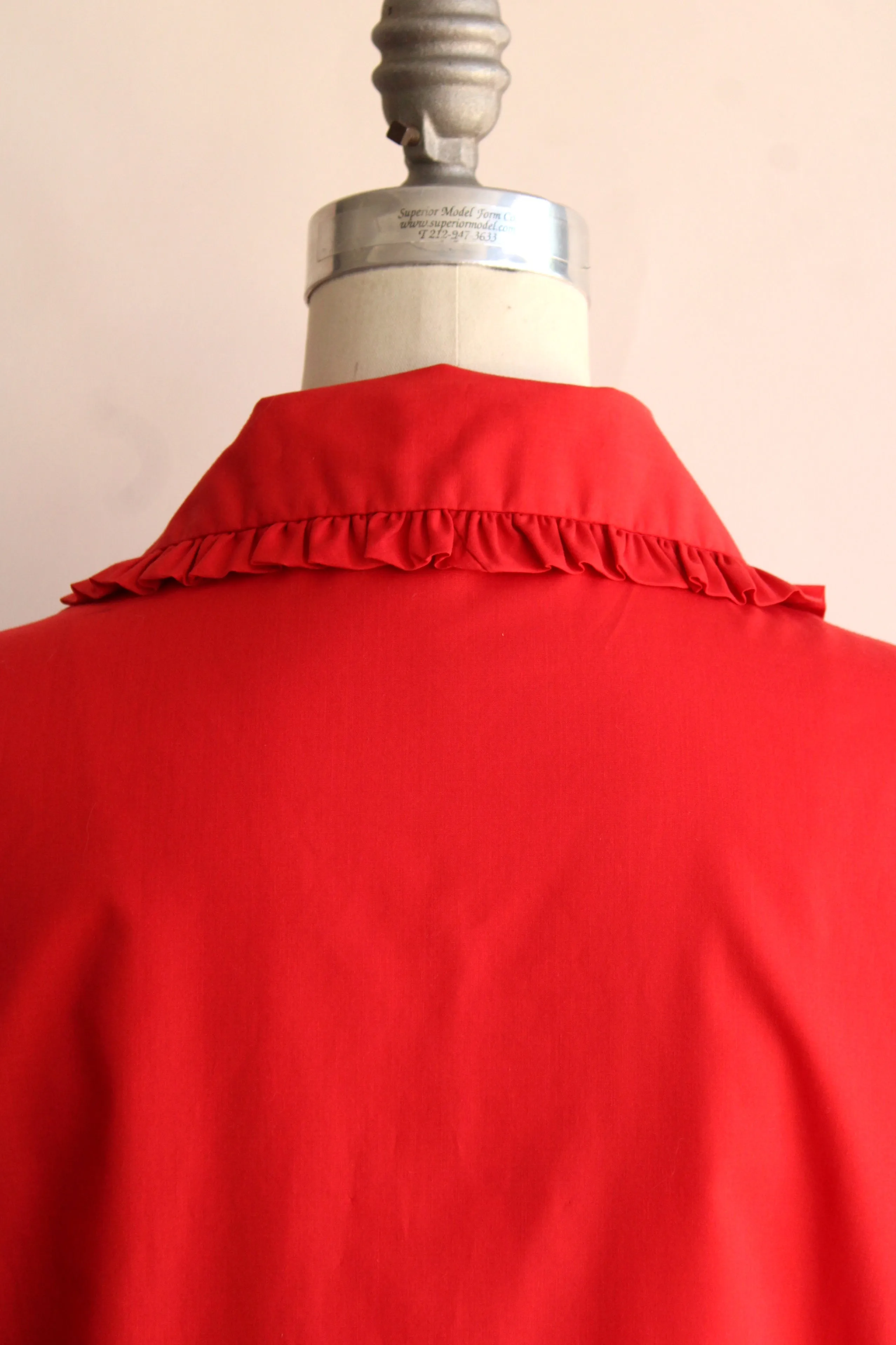 Vintage 1970s Lady Marlboro Red Button Up Shirt with Ruffled Collar