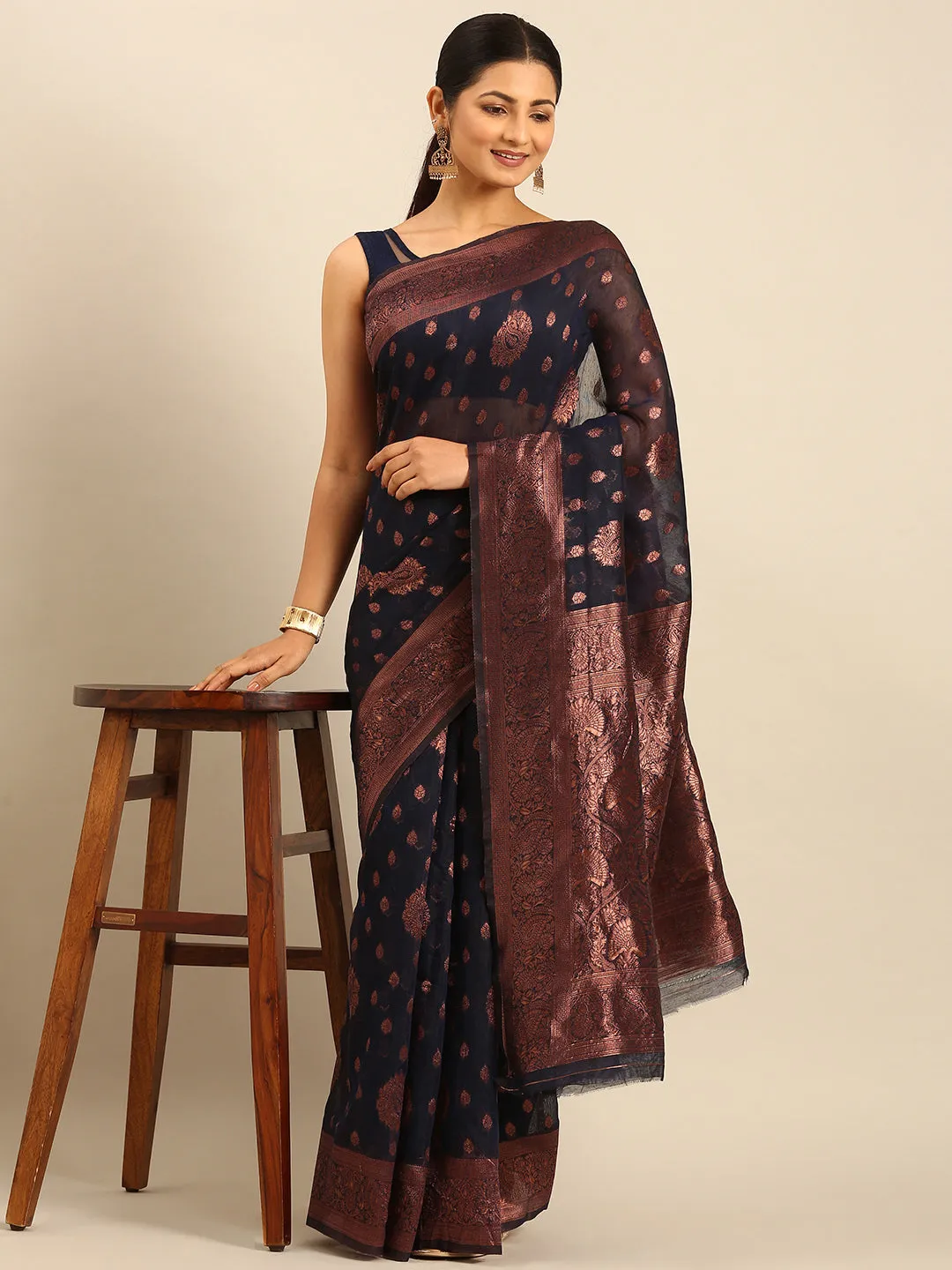 Women Navy Blue Cotton Saree With Un Stitched Blouse